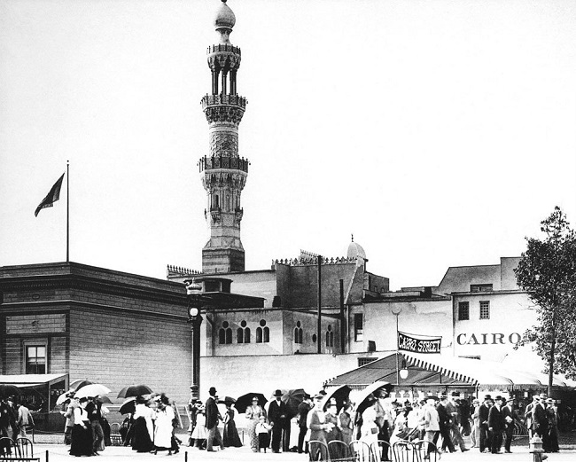 مئذنة مسجد شوارع القاهرة كانت من أبرز معالم معرض شيكاغو