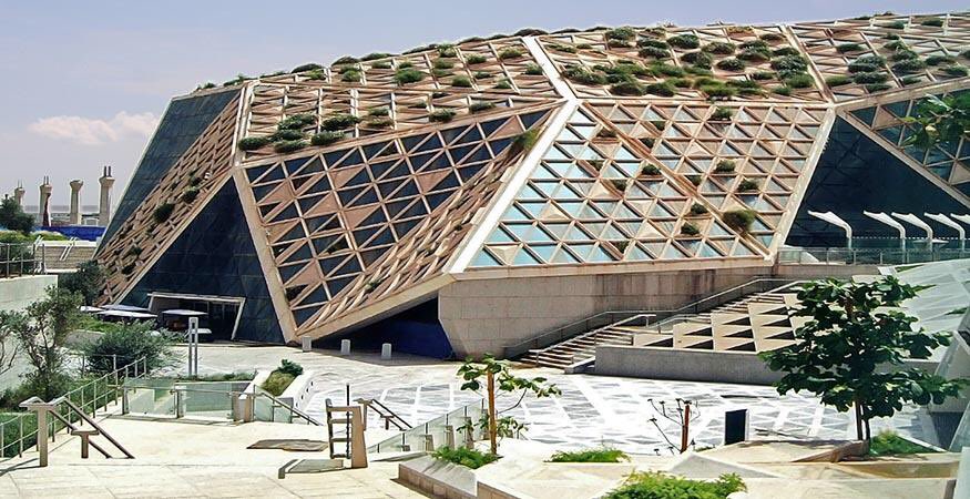 السعودية تنتظر أجمل سينما في العالم وتصنيف أول فيلم تعرضه إرشاد عائلي عرب لايت